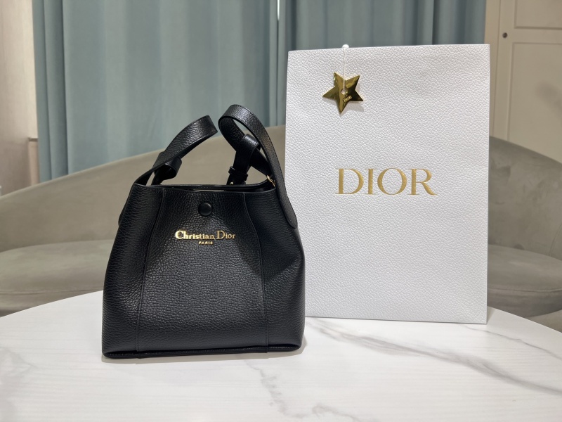 9273aed68d44155f7dc1cd2a90ad151a_1745903911_1872.jpg