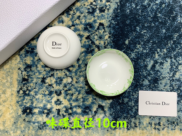 9ce463a0296ca33e49a6d7aa3556816d_1747833923_3491.jpg