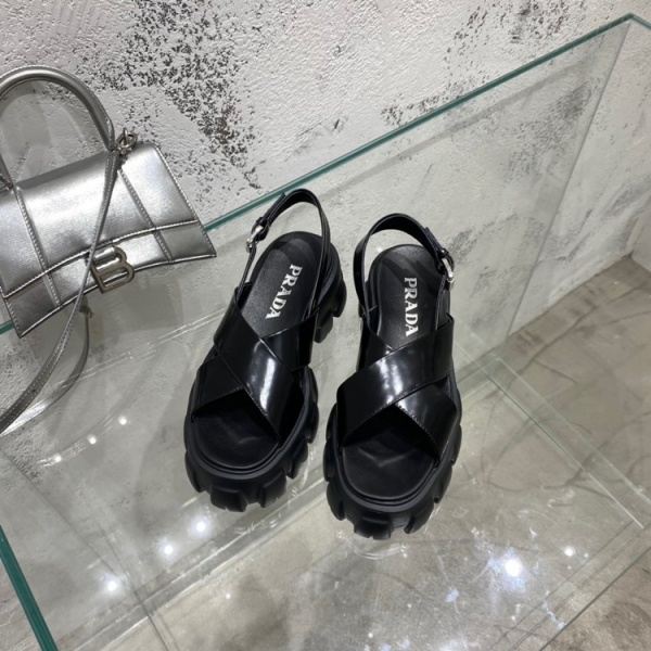 프라다 21SS 샌들