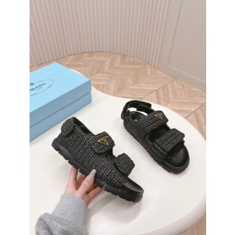 프라다 크로셰 샌들