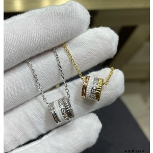 부쉐론 콰트로 클래식 펜던트 (컬러 옐로우골드, 화이트골드)